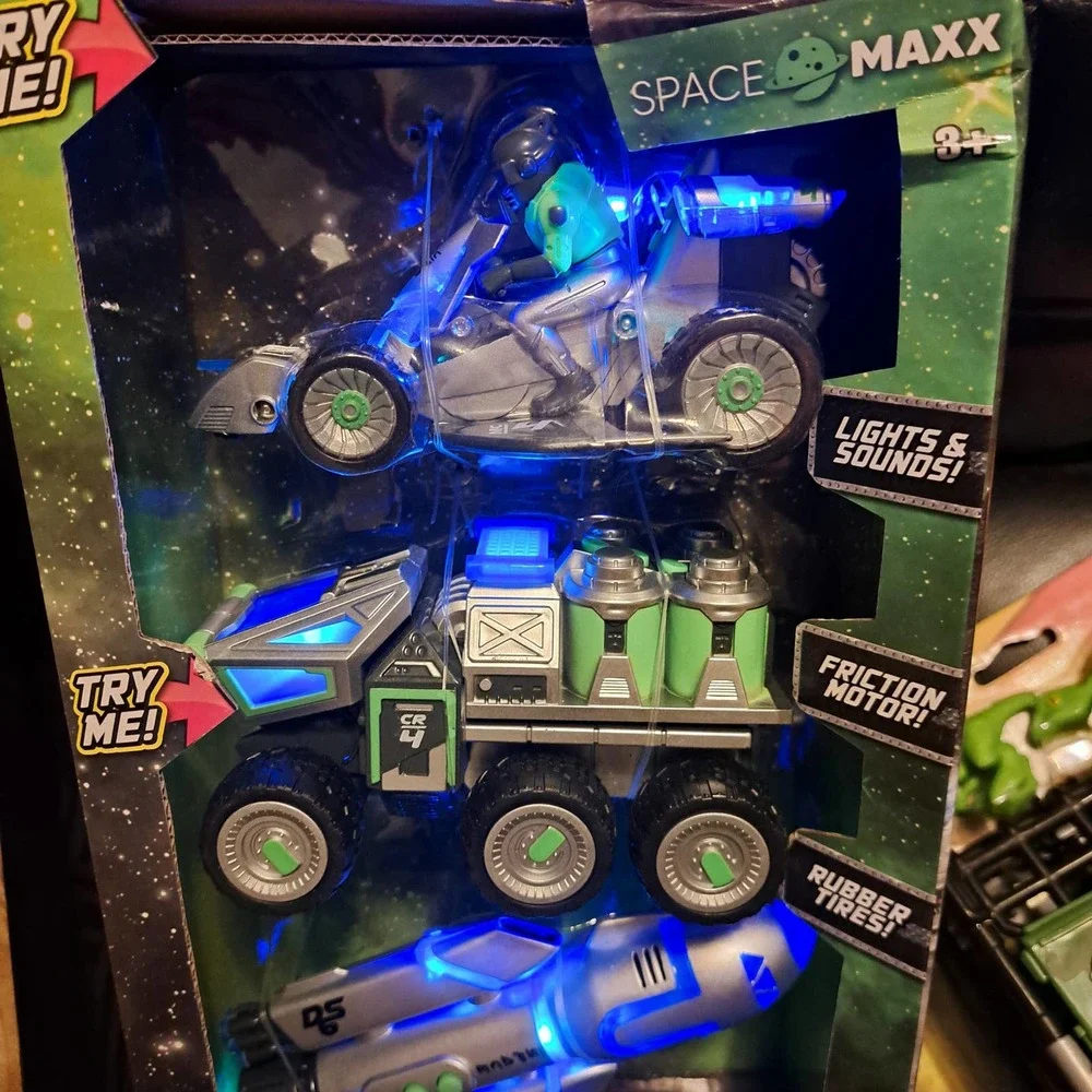 NIB - TWO FUN Toy Sets -Space Maxx with lights & Sounds-Jurassic Park Fun too